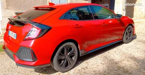 Honda Civic X 2019 – vue de côté
